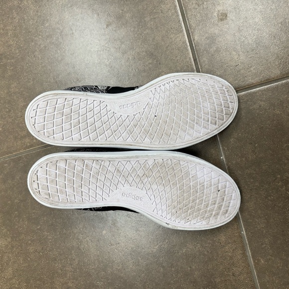 Adidas VULCRAID3R Mens Slip On size 13 - Black and White - Picture 2 of 9